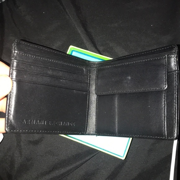 Armani exchange eagle wallet - Picture 2 of 2